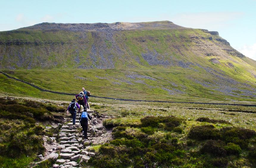 SVP3Peaks201103843